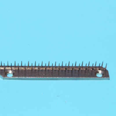 kaufen Maschinen-Teil-nichtstandardisierter Pin Plates 76mm LK Stenter Mittelabstands-Pin Bar Copper Material Carbon-Stahl Pin online manufacture