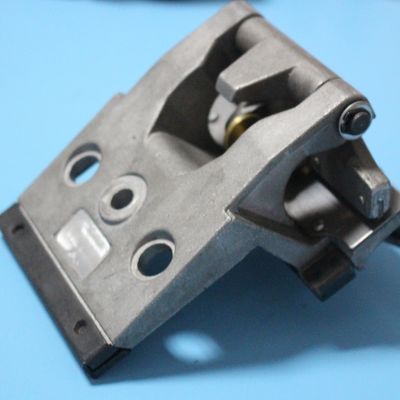 kaufen Stenterausrüstmaschinen Teile Stenterclip Monforts Teile Doppel- oder Einzelanwendungen Kupferpolster online manufacture