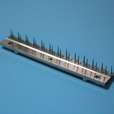 Monforts Setzmaschine Stenter Pin Bar Nadelplatte Aktualisiertes Design Kupferplatte Nickelplattierung Kohlenstoffstahl Pin