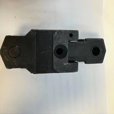 Stentex Veredelungsmaschine Teile Gießprozess Stenter Kettenverbindung Stahlmaterial Schwarze Farbe Gute Qualität
